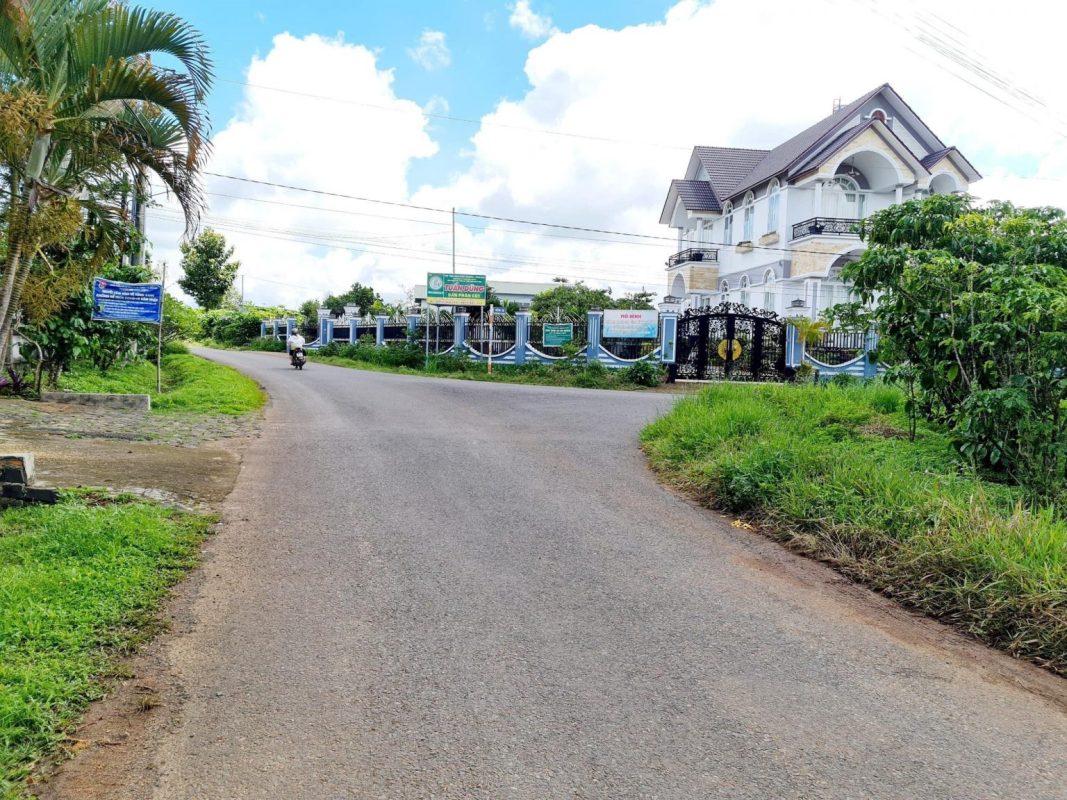 Bán 1,8 sào Mạc Thị Bưởi Lộc Thanh Bảo Lộc Lâm Đồng