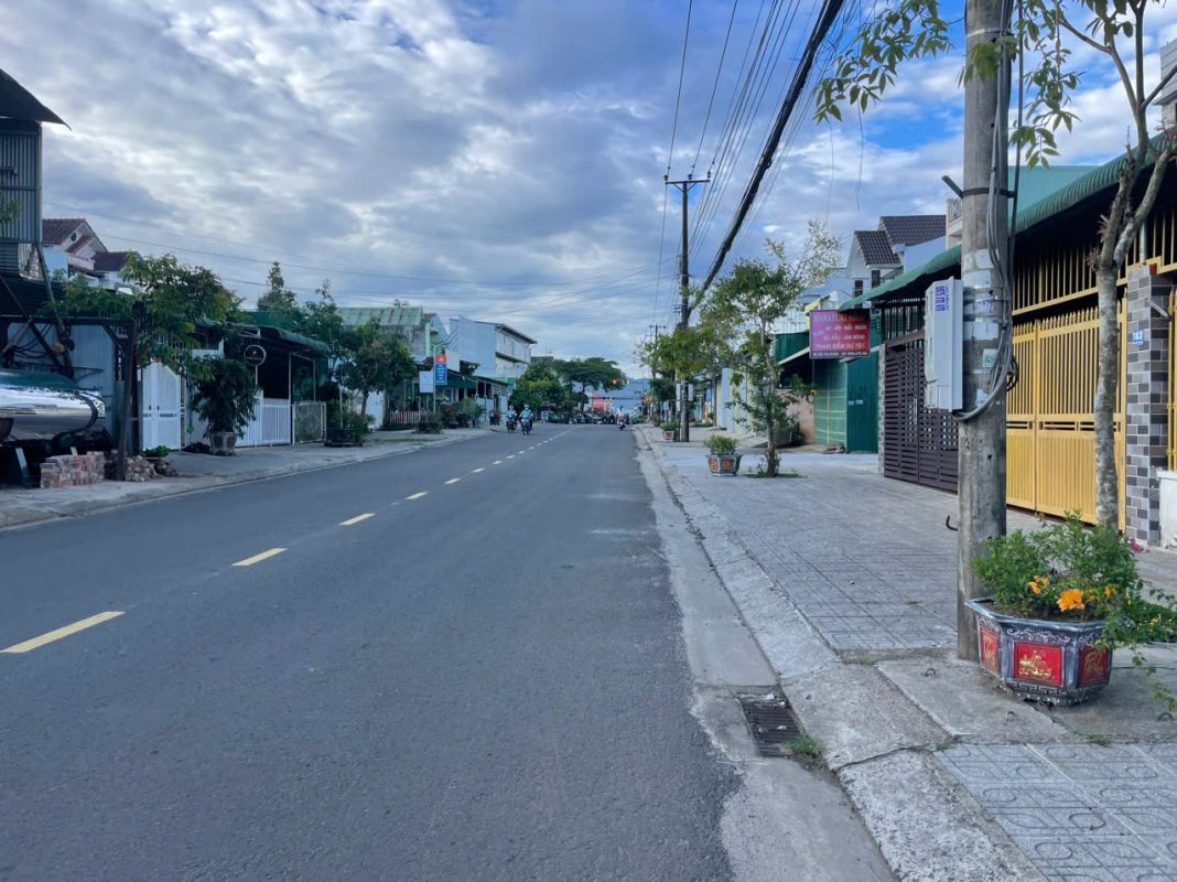 Bán gấp đất Mặt tiền Bùi Thị Xuân Phường 1 TP Bảo Lộc Lâm Đồng