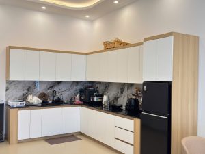 Bán nhanh nhà phố hiện đại mặt tiền đường Nguyễn Trãi, P.2, Bảo Lộc, Lâm Đồng