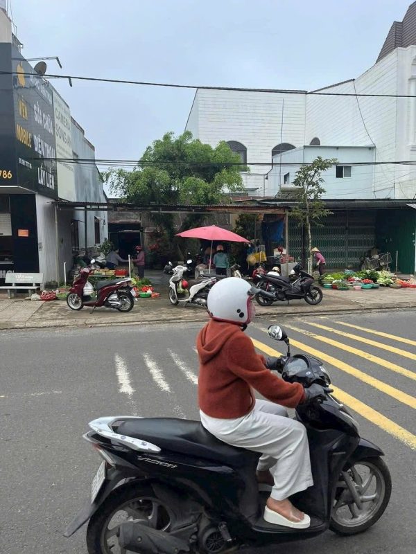 Bán nhà mặt tiền Nguyễn Văn Cừ Lộc Sơn Bảo Lộc Lâm Đồng
