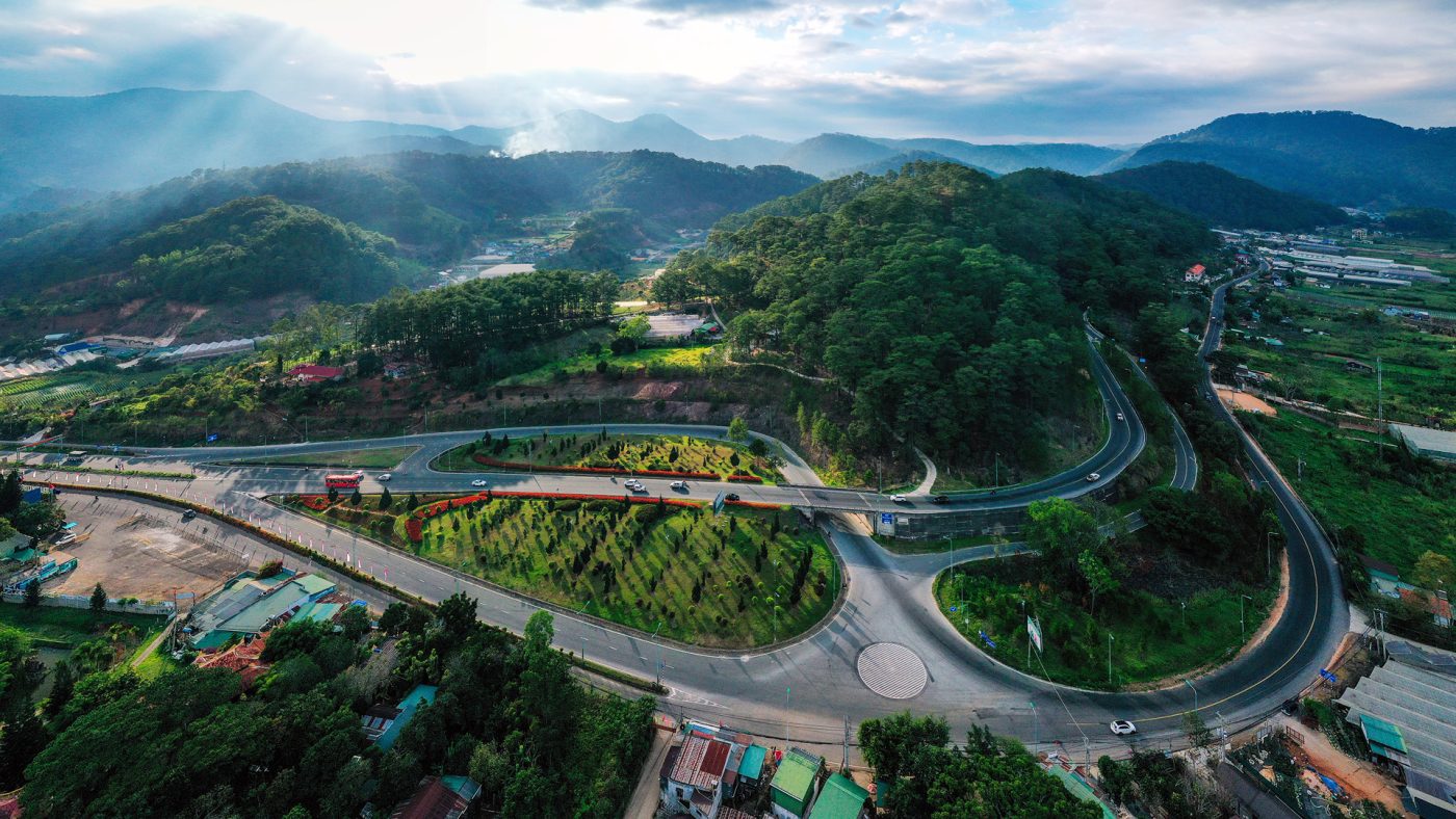 Điểm cuối cao tốc Liên Khương nối vào chân đèo Prenn